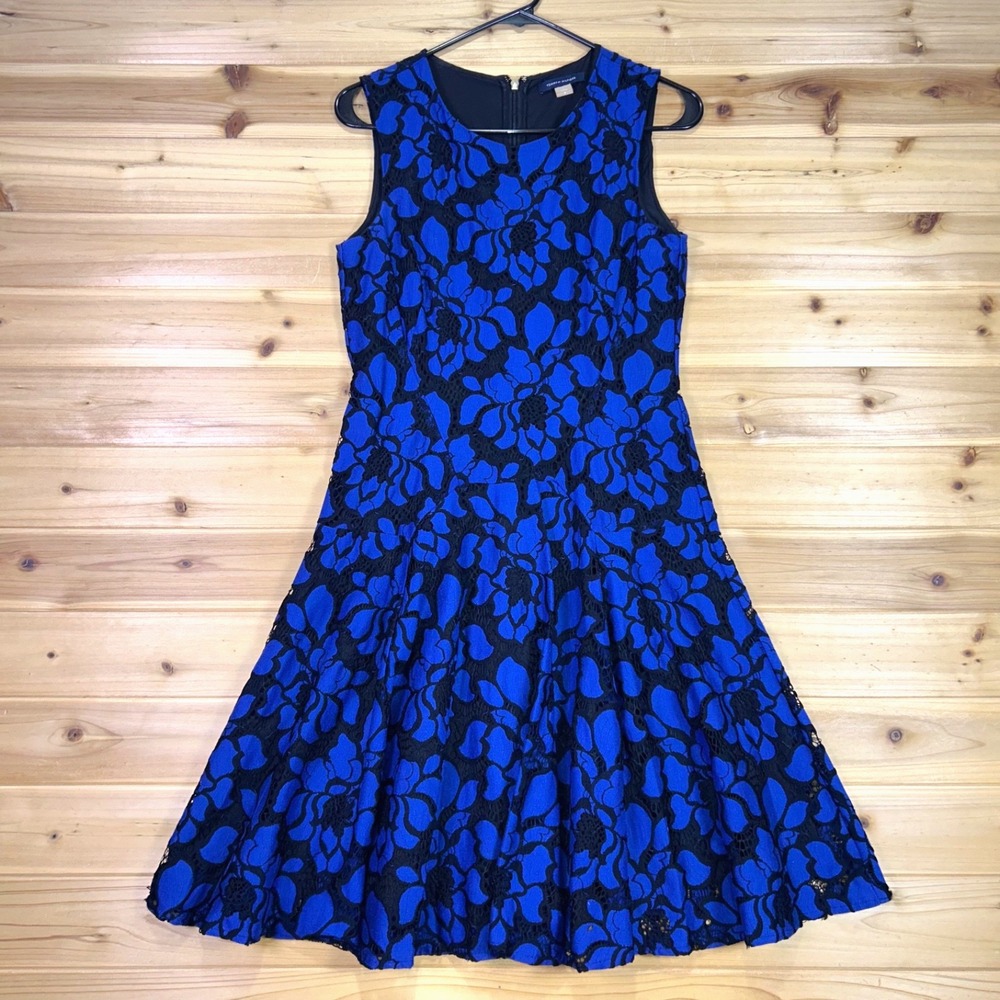 Tommy Hilfiger Dress Womens 4 Blue and Black Floral Lace Fit and Flare Dress